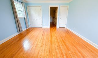 14 E Gate Rd, Danbury, CT 06811