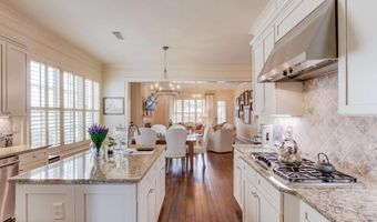 10853 Enclave Ln, Alpharetta, GA 30022
