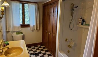 69 Ward Rd, Athens, ME 04912