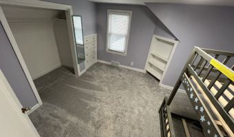 17 N Iowa Ave, Addison, IL 60101