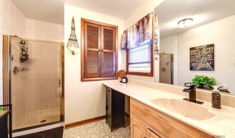 2042 S Goebbert Rd, Arlington Heights, IL 60005