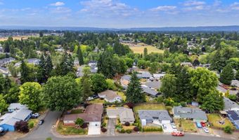 20465 SW DELINE St, Beaverton, OR 97078