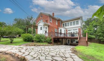 709 E 12th St, Baxter Springs, KS 66713