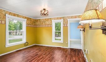 920 Grove St, Baldwin City, KS 66006