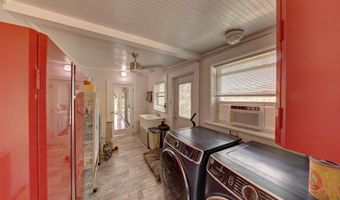 59 Wagon Rd, Alpine, TX 79830