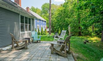 24 Surrey Ln, Falmouth, ME 04105