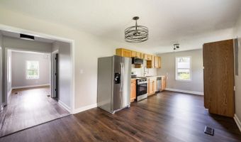 702 13th St, Altavista, VA 24517