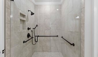 704 Shasta Dr, Albertville, AL 35950