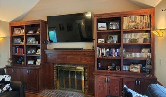 1502 Hillcrest Ct, Atchison, KS 66002