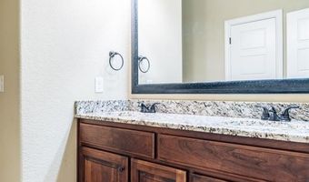 1613 Rock St, Bentonville, AR 72712