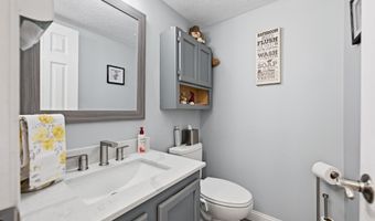 275 Inland Cir, Avon, IN 46123