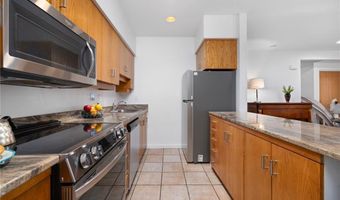 421 Bellevue Ave 2A, Newport, RI 02840