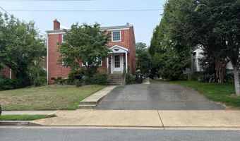 706 N CLEVELAND St, Arlington, VA 22201