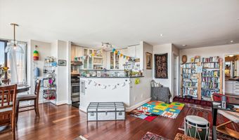 1510 12TH St N Ph5, Arlington, VA 22209