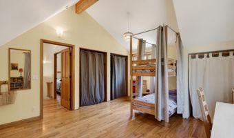 925 Old Farm Ln, Aptos, CA 95003