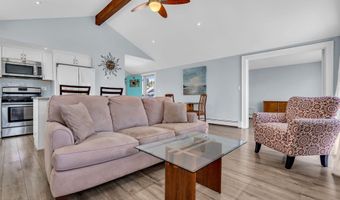 209 Fernwood Dr, Bayville, NJ 08721