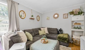 3 Willoughby St, Bristol, CT 06010