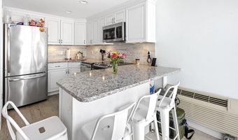 9 Pearl St 1G, Beach Haven, NJ 08008
