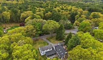 7 Page Rd, Bedford, MA 01730