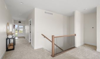 3827 NW Reinhart Dr, Ankeny, IA 50023