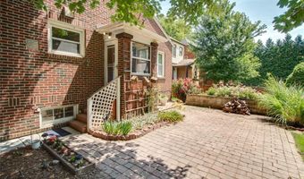 301 E 7th St, Alton, IL 62002