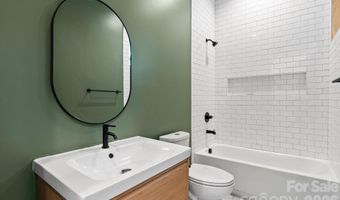 31 Grindstaff Dr, Asheville, NC 28803