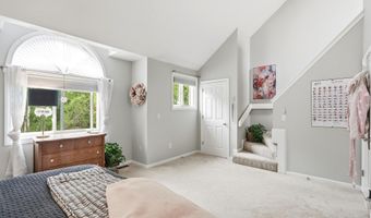 6 Standish Way 2, Amherst, NH 03031