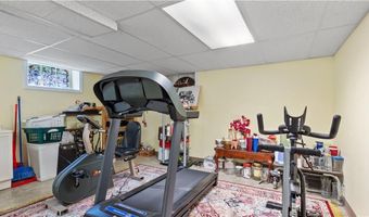 75 Read Ave, Lincoln, RI 02865