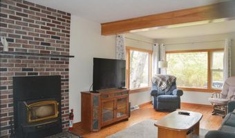 87 Middle Rd, Augusta, ME 04330