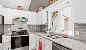 13800 Fernando Ave, Apple Valley, MN 55124