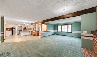 215 Rustic Hill Ln, Amherst, OH 44001