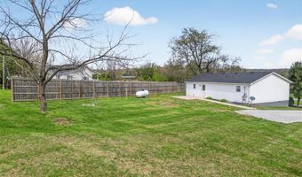 393 Peterson Ave, Auburn, KY 42206