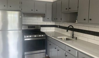 122 W 20TH St, Bayonne, NJ 07002
