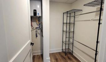 124 Saint James Pl, Atlantic City, NJ 08401