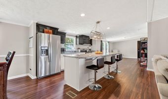 4118 Maxwell Rd, Autryville, NC 28318