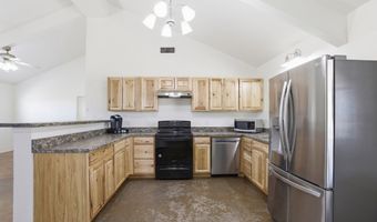 2111 Peachtree, Alpine, TX 79830
