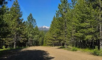 5 Laurins Ln, Cascade, ID 83611