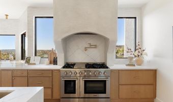 3010 Cadencia St, Carlsbad, CA 92009