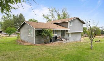 7 W Wagon Wheel Pr NW, Benton City, WA 99320