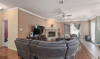909 Jodie Dr, Weatherford, TX 76087