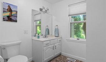 30 Battery Ln, Jamestown, RI 02835