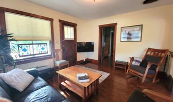 1532 Kellogg Ave, Ames, IA 50010