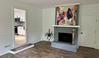 611 E L Ives Dr, Aberdeen, NC 28315