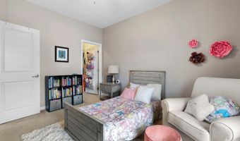 42230 PIEBALD Sq, Aldie, VA 20105