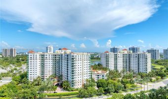 19900 E Country Club Dr 308, Aventura, FL 33180