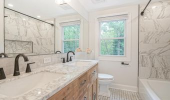 39 RED OAK Trl, Medford, NJ 08055