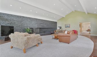 889 Eaton Ave, Akron, OH 44303