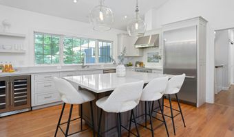 3 Andrews Dr, Darien, CT 06820