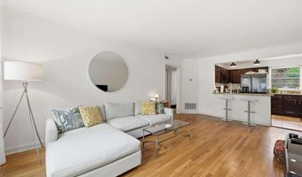 2240 Cheshire Bridge Rd NE 205, Atlanta, GA 30324