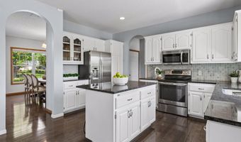 14255 Footbridge Way, Apple Valley, MN 55124